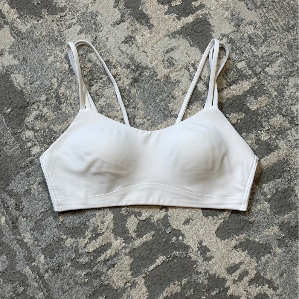 Lululemon Like a Cloud Bra Light Support 6 White Double Strap Yoga Sports Bra